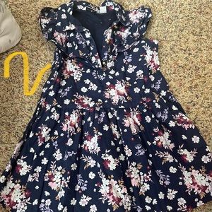 Girls dress